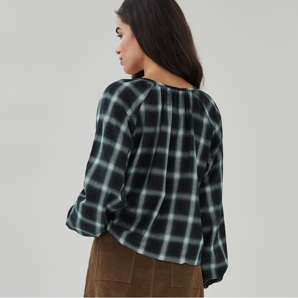 Joe Fresh Cotton Plaid Relaxed Button Down Effortless Casual Blue/Green Blouse - Picture 2 of 5